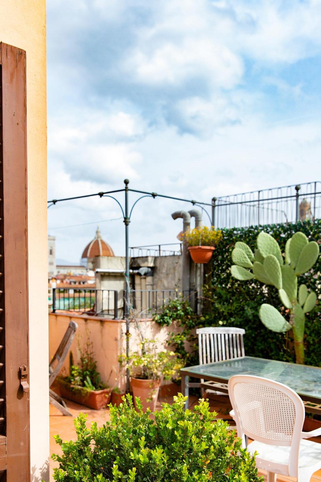 Spectacular 1br Stunning Views Appartement Florence